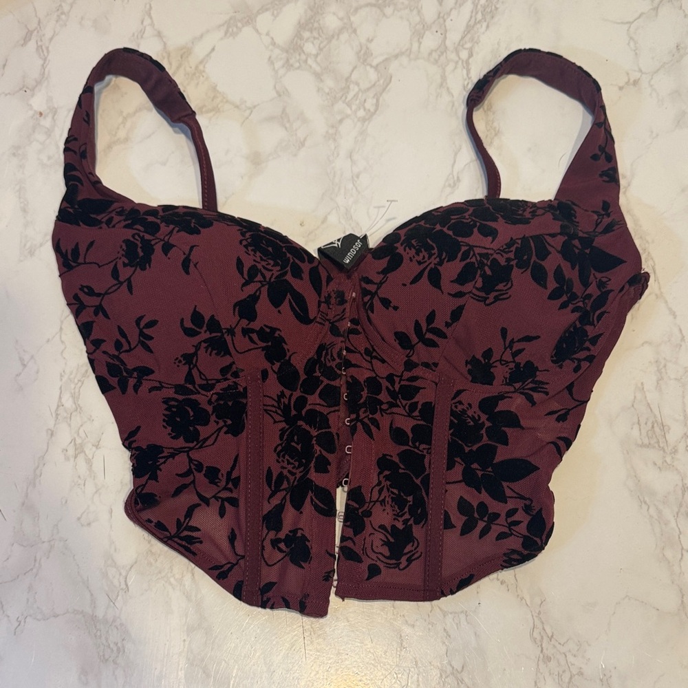 Windsor Burgundy and Black Floral Crop Top